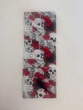 Graphic Skull & Rose Bandana - Red, Black, White